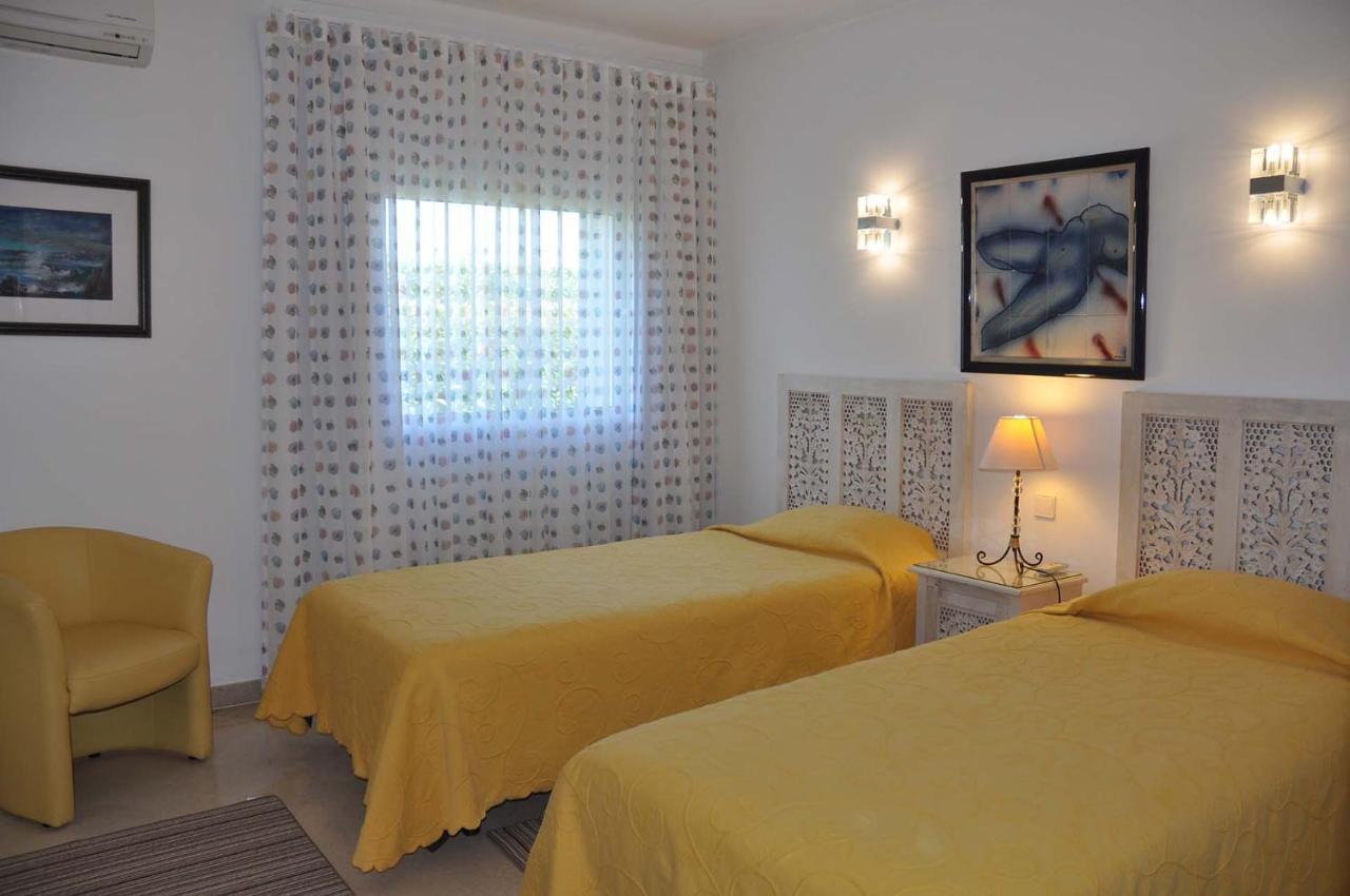 Luxury 3 Bedroom Villa With Private Pool กาบานัส เด ตาวีรา ภายนอก รูปภาพ