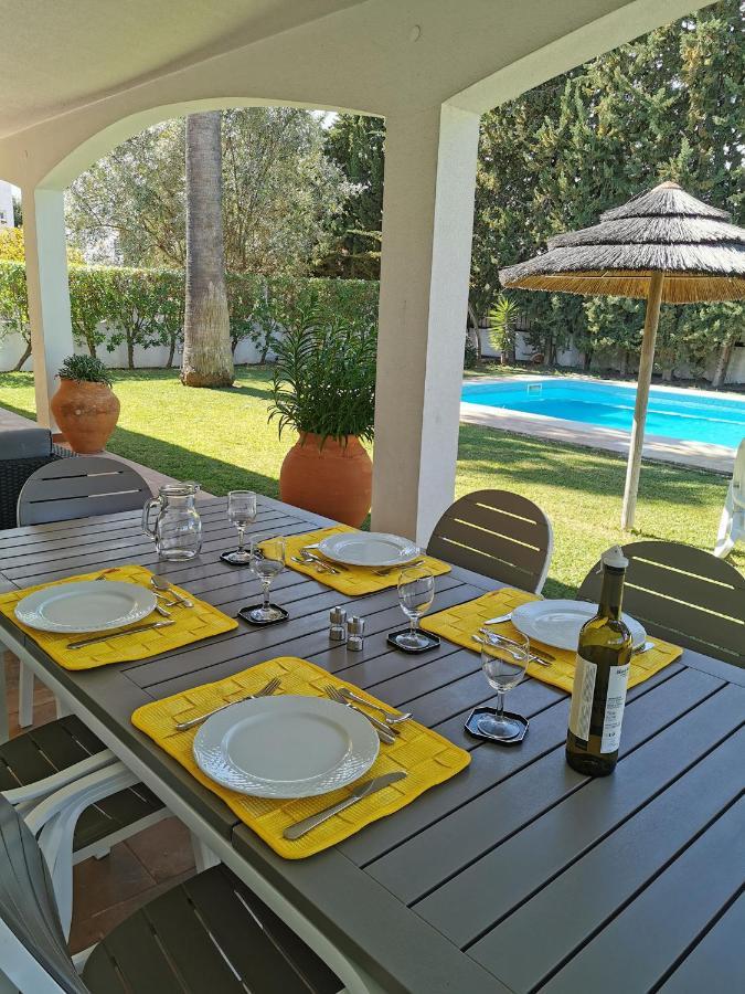 Luxury 3 Bedroom Villa With Private Pool กาบานัส เด ตาวีรา ภายนอก รูปภาพ